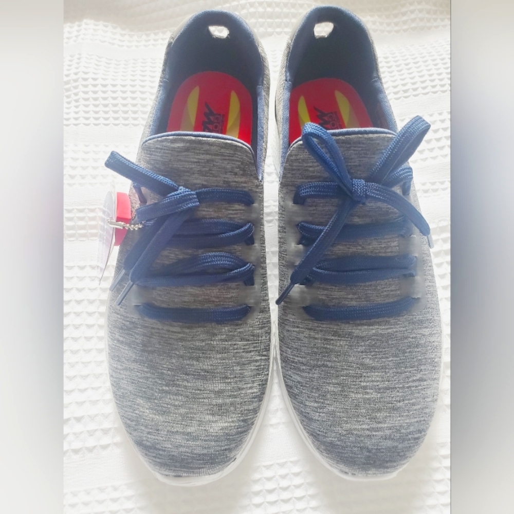 Skechers go walk tennis shoes